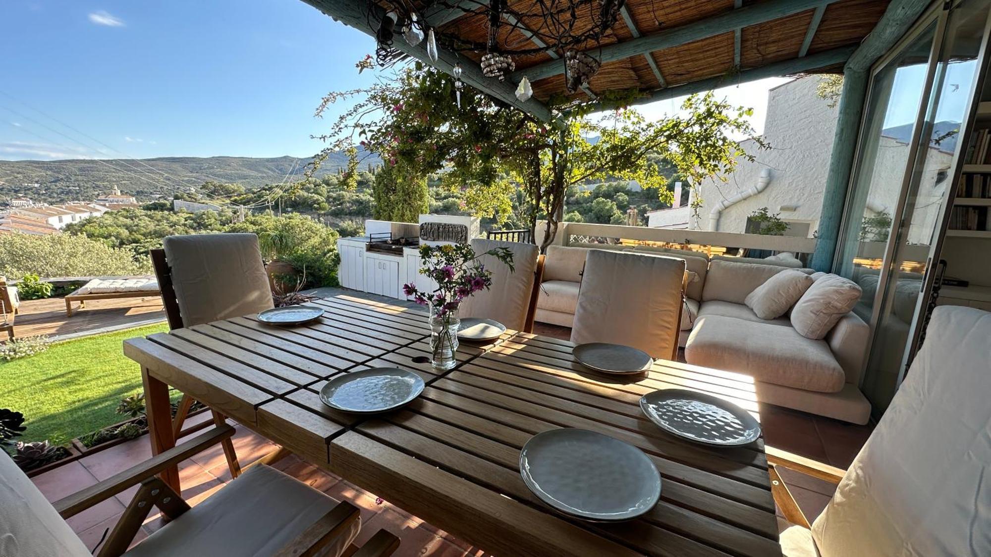 Stunning Views Over Cadaques Exterior photo